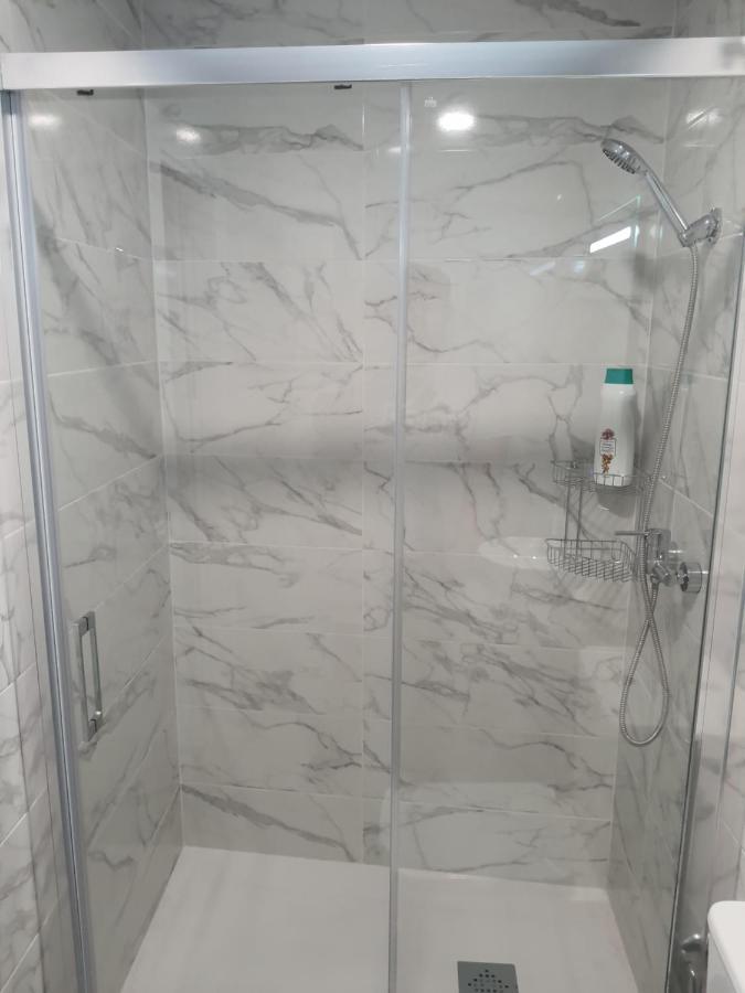 Fantastico Piso A 5 Minutos De La Estacion De Bus Y Tren A Metros De La Playa Apartment Malaga Luaran gambar