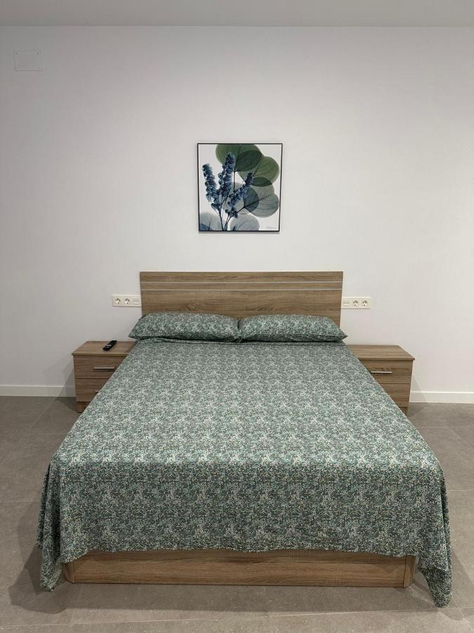 Fantastico Piso A 5 Minutos De La Estacion De Bus Y Tren A Metros De La Playa Apartment Malaga Luaran gambar
