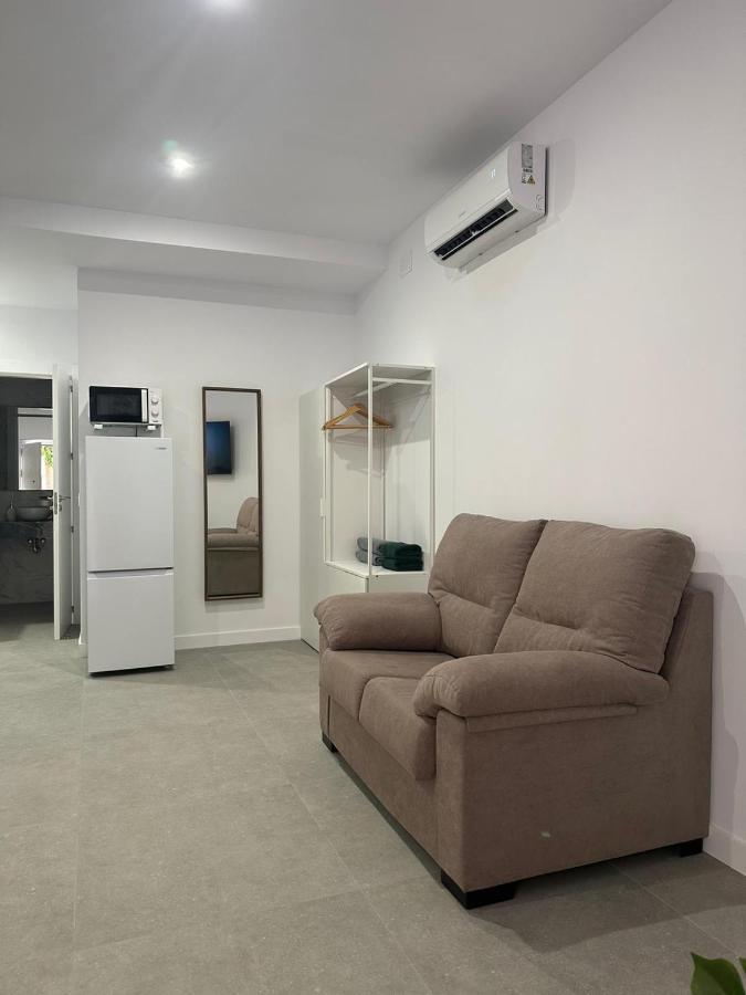 Fantastico Piso A 5 Minutos De La Estacion De Bus Y Tren A Metros De La Playa Apartment Malaga Luaran gambar